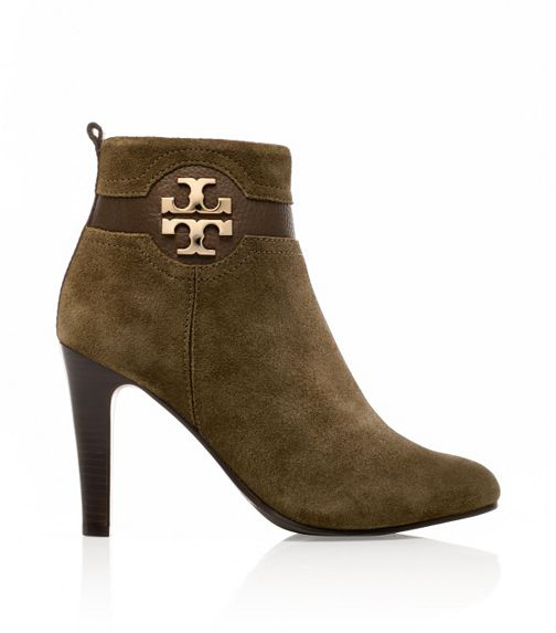 Ten Outrageous Insights Around tory burch footwear Boots kinds This Fall